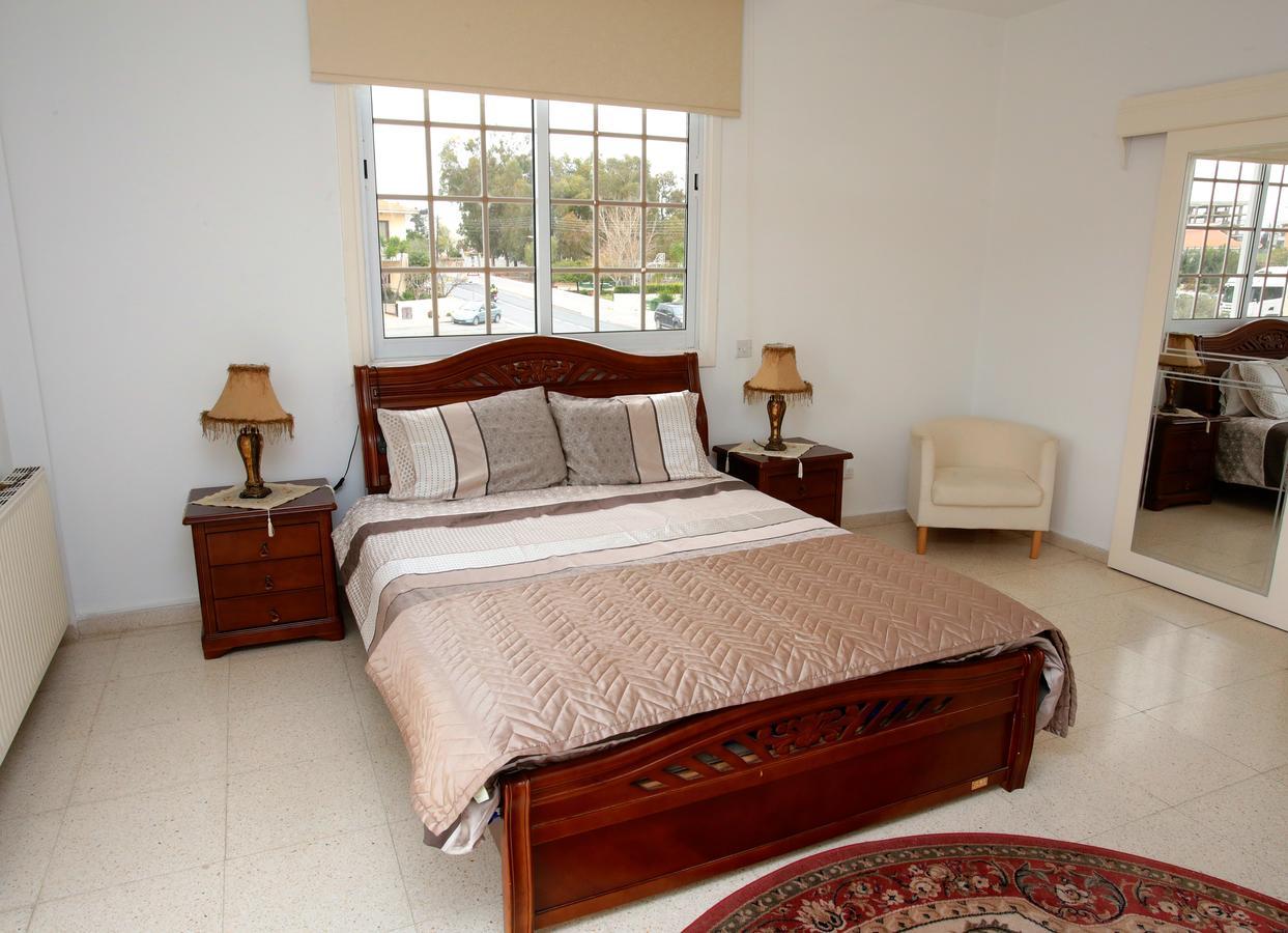 The White House Vila Larnaca Exterior foto