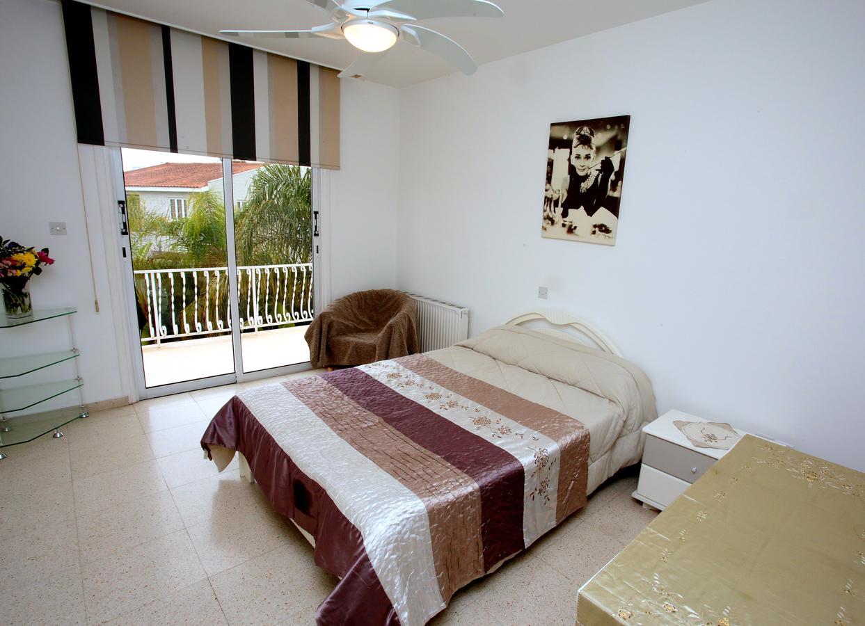 The White House Vila Larnaca Exterior foto