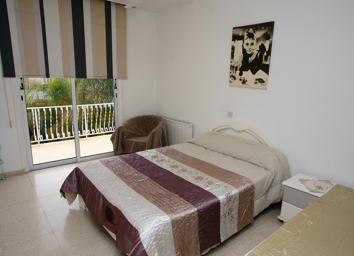 The White House Vila Larnaca Exterior foto