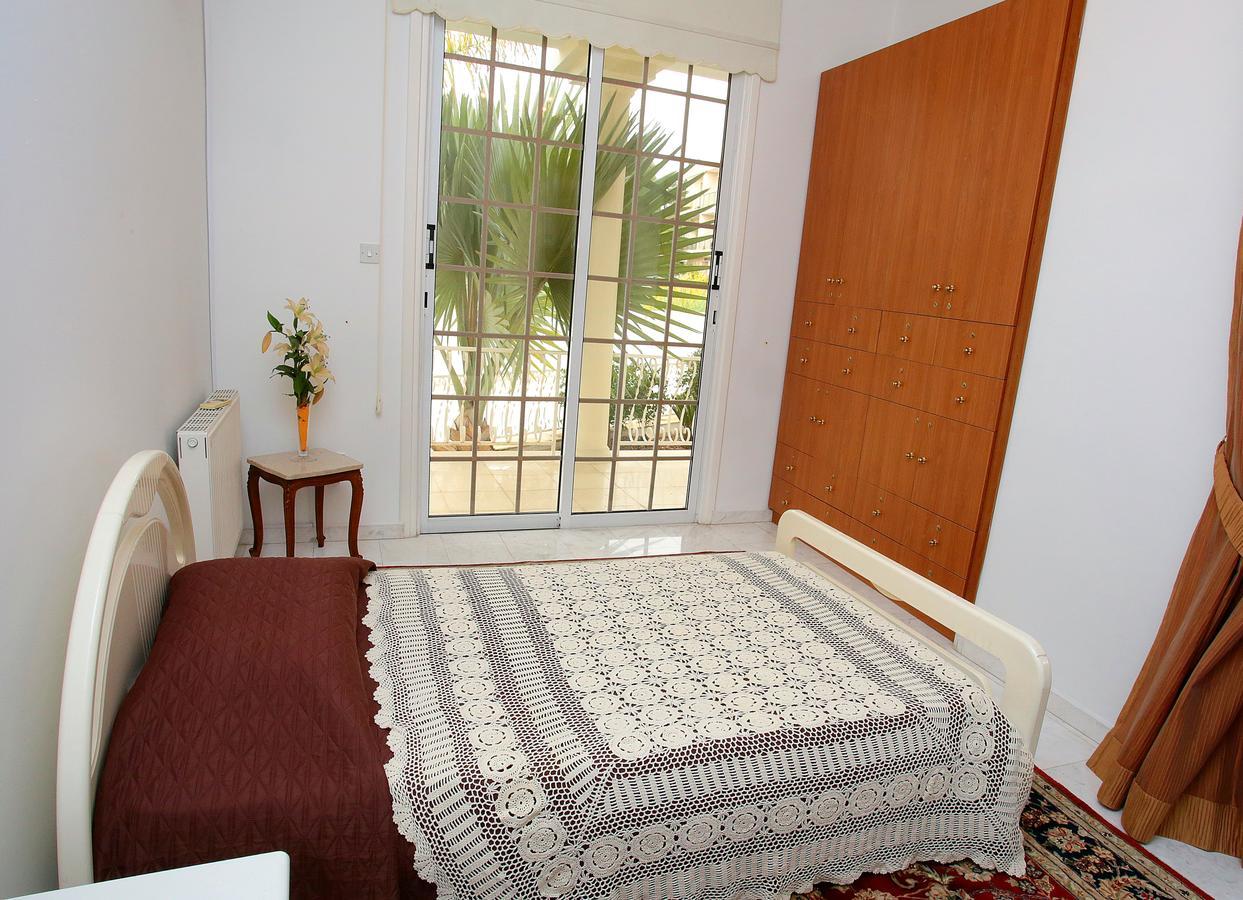 The White House Vila Larnaca Exterior foto